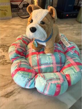 American Girl Dog Meatloaf Collar Hard Body 2013 cute bed pillow